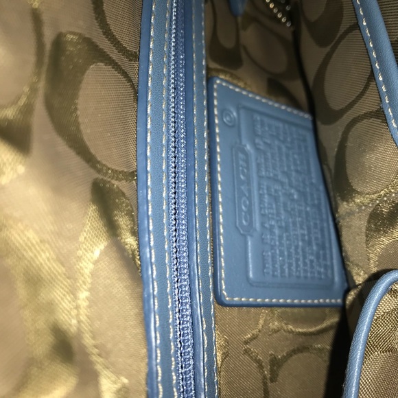 Authentic Coach Purse - Picture 5 of 5